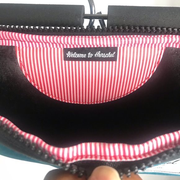 🔴SOLD🔴 Herschel Anchor Sleeve for iPad Air/ iPad Case - Picture 7 of 7